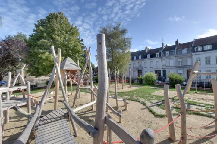 Lerelaisdodileqsl - Cambrai - Hyper Centre - Free Wifi - Ideal Couple & Famille 외부 사진
