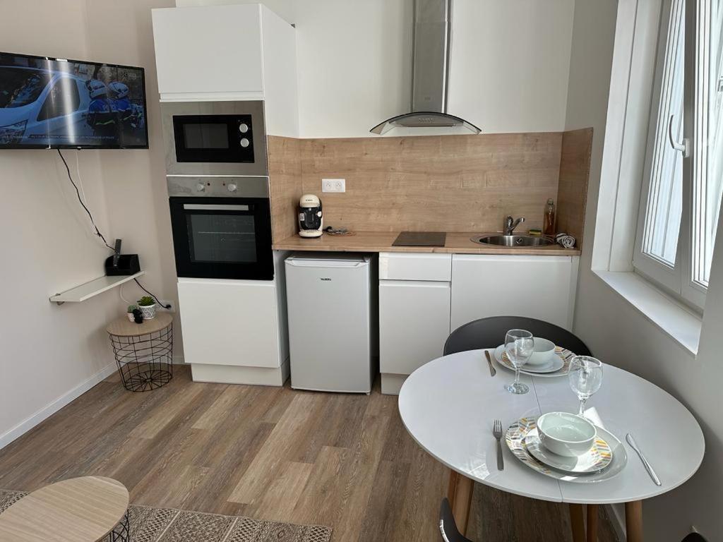 Lerelaisdodileqsl - Cambrai - Hyper Centre - Free Wifi - Ideal Couple & Famille 외부 사진