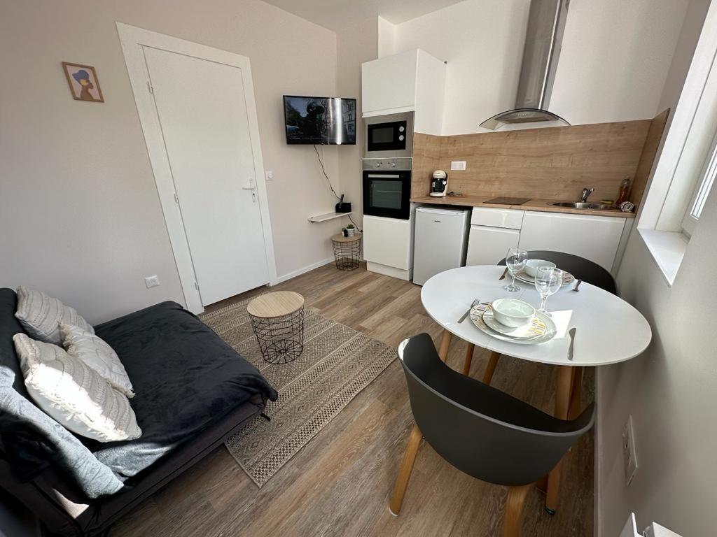 Lerelaisdodileqsl - Cambrai - Hyper Centre - Free Wifi - Ideal Couple & Famille 외부 사진
